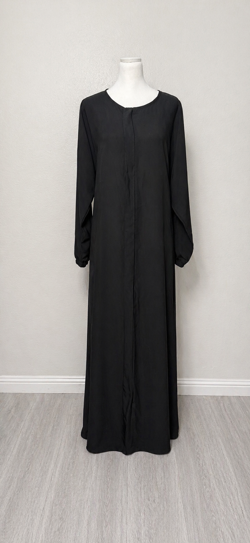 Classic Noir Zipper Abaya